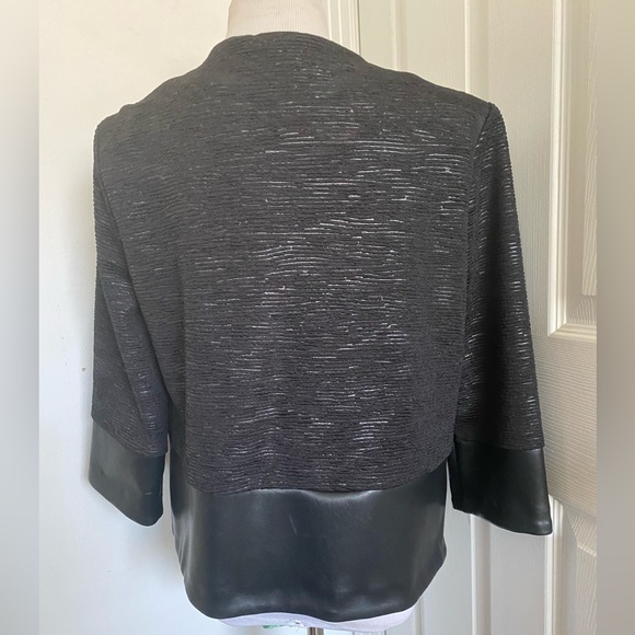 Joseph Ribkoff Black White Houndstooth Faux Fur Collar Cropped Jacket Size 8 main image 0